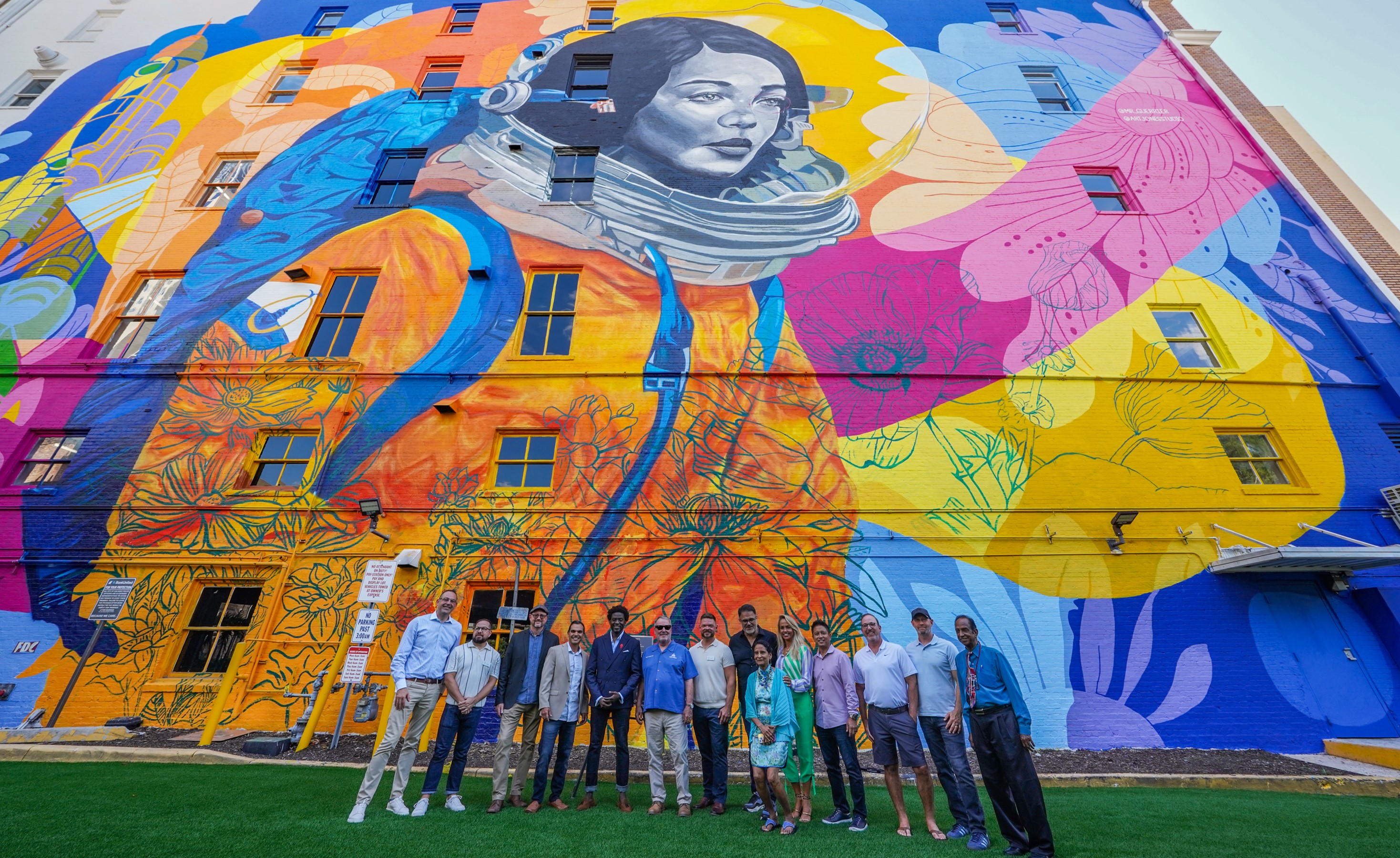 Downtown Orlando has welcomed a vibrant new mural Floral