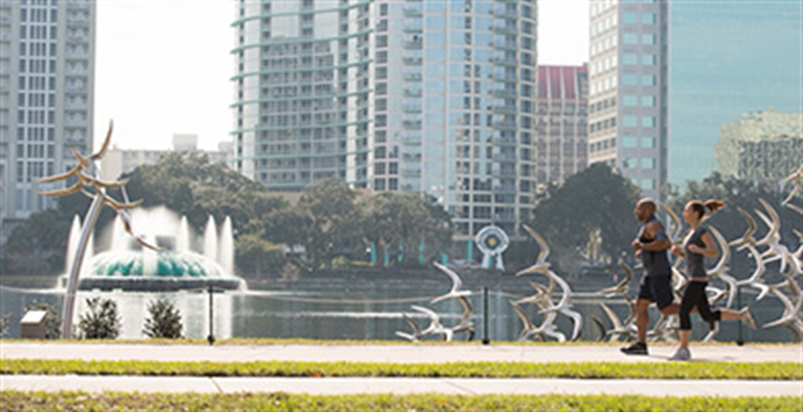 orlando-lake-eola-heights-district.jpg